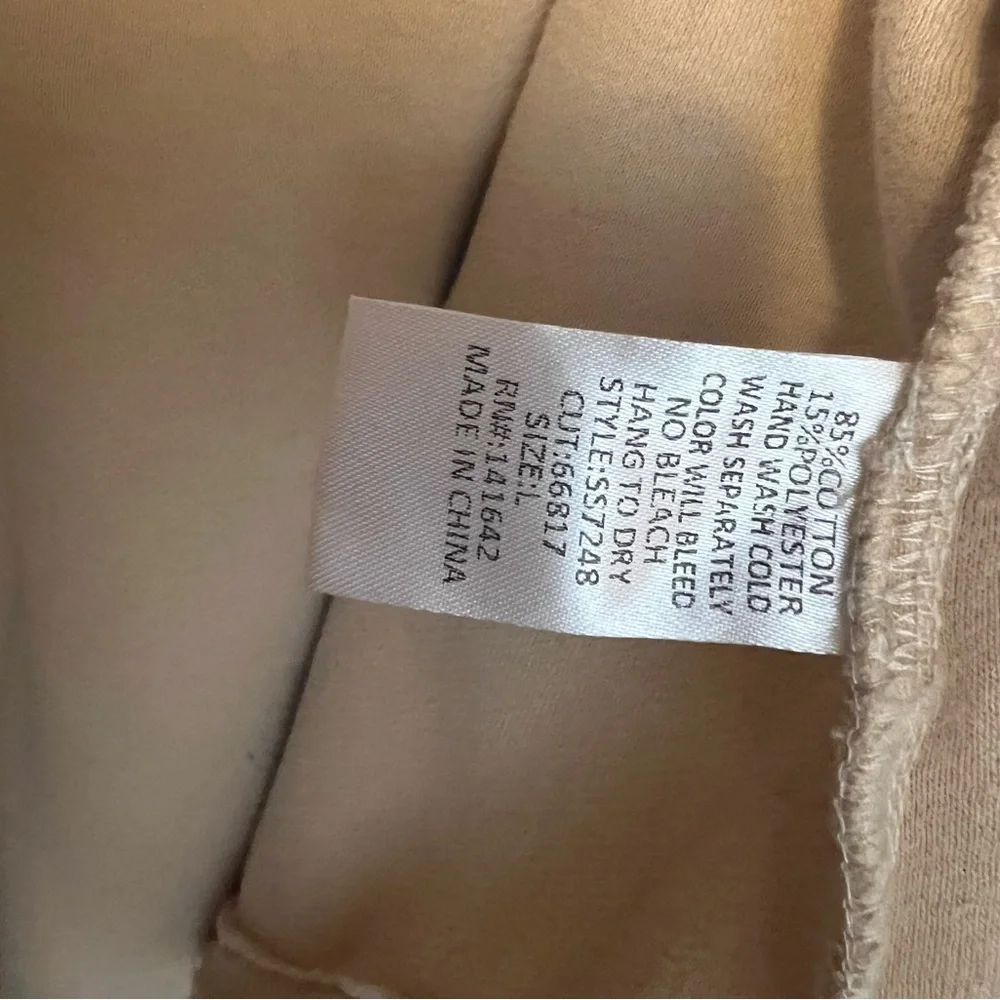 Shacket - Picture 3 of 4